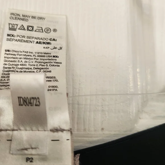 Chico's Black and Pink Sleeveless Blouse w/ Embroidered Flowers. Beautiful Top - Picture 7 of 9